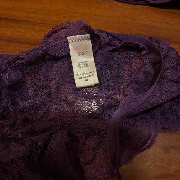 Victoria’s Secret Matching Bra&Panties Set - Picture 6 of 7